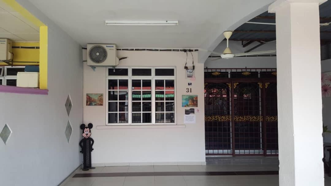 Homestay De Mitc Melaka Exterior photo